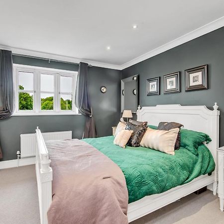 Stylish 3 Bedroom Townhouse For 5 Guests, Set In The Medieval Grid With Off Street Parking Bury St. Edmunds Esterno foto